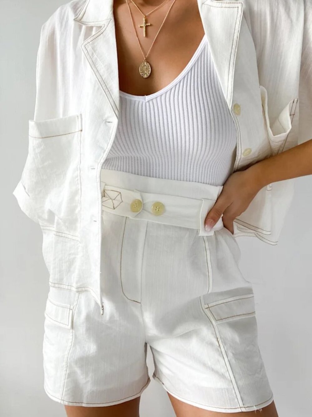 Moon River White Paperbag Cargo Shorts High Waist Wide Leg Utility | Size XS